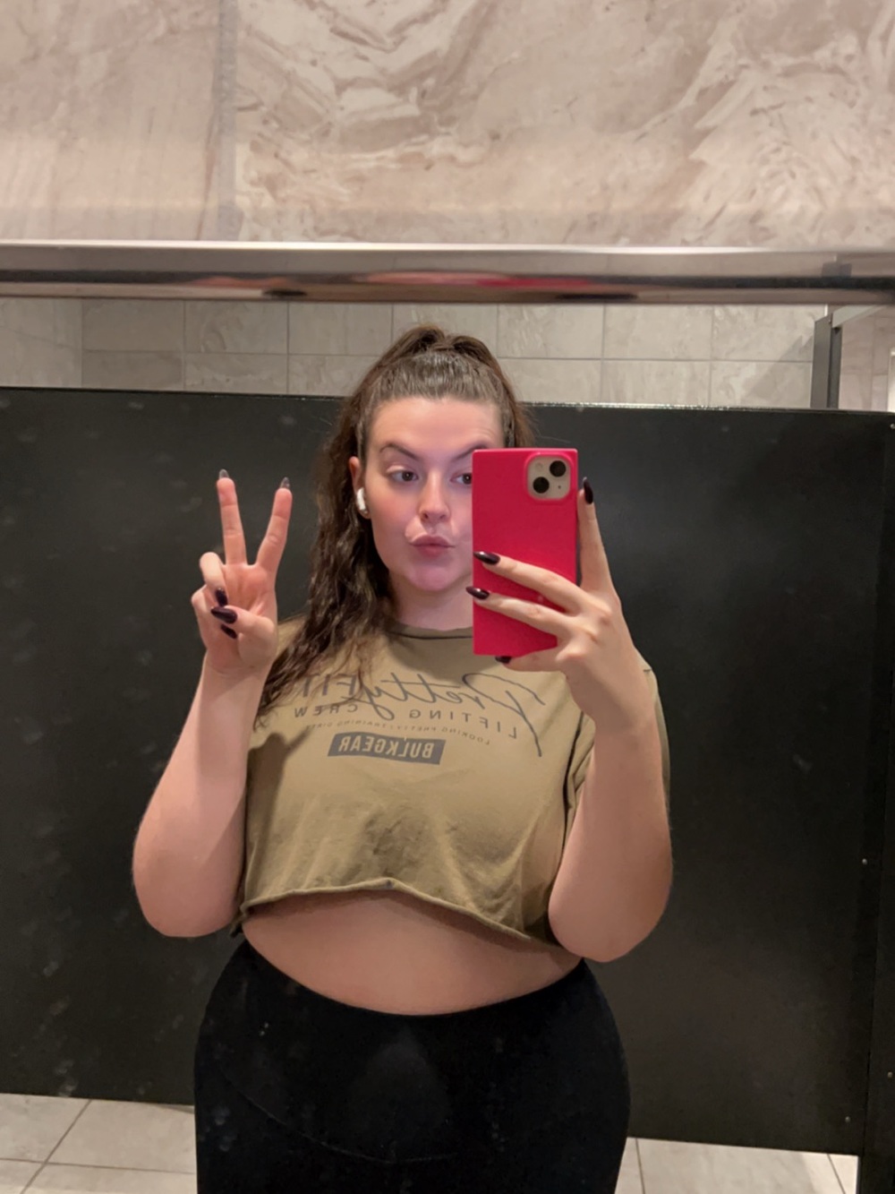 Cropped Graphic Tee in Olive Green - Pretty Fit Lifting Crew